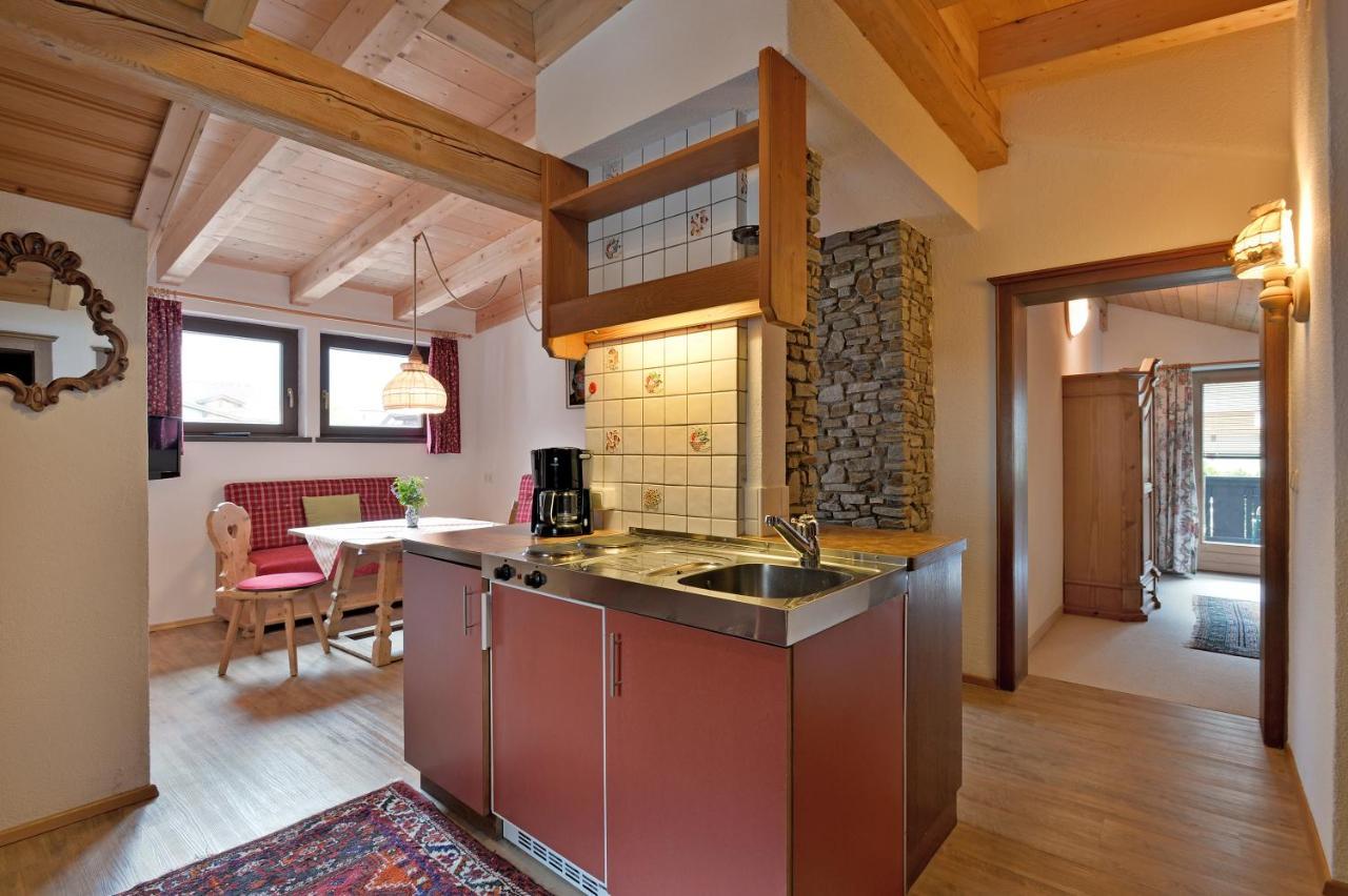 Ferienwohnungen Kircher Mayrhofen Phòng bức ảnh