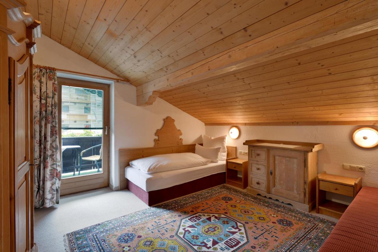 Ferienwohnungen Kircher Mayrhofen Phòng bức ảnh